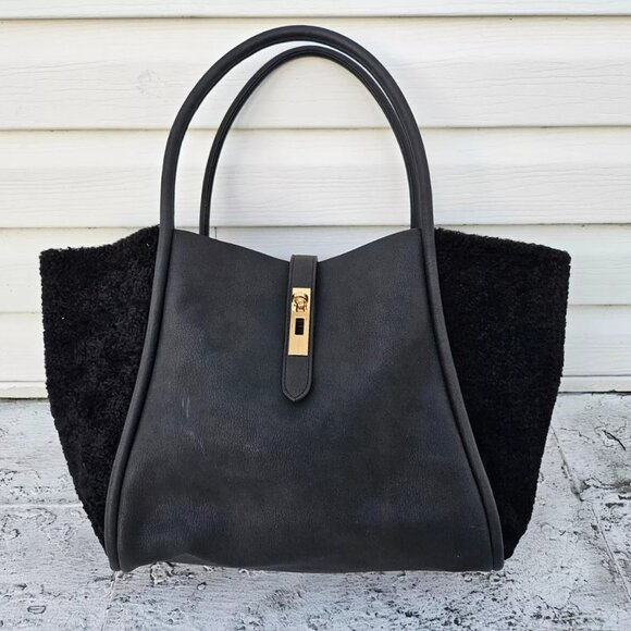 Unbillion Women Handbag Tote Bag Black Leather and Faux Furry Bag - Picture 1 of 14